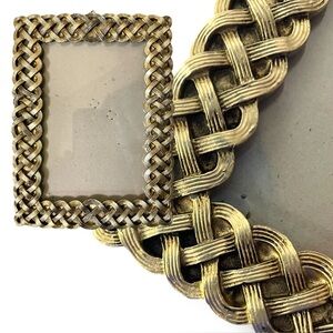 Vintage Brassy Braided Border 4x6” Photo Picture Frame Metal